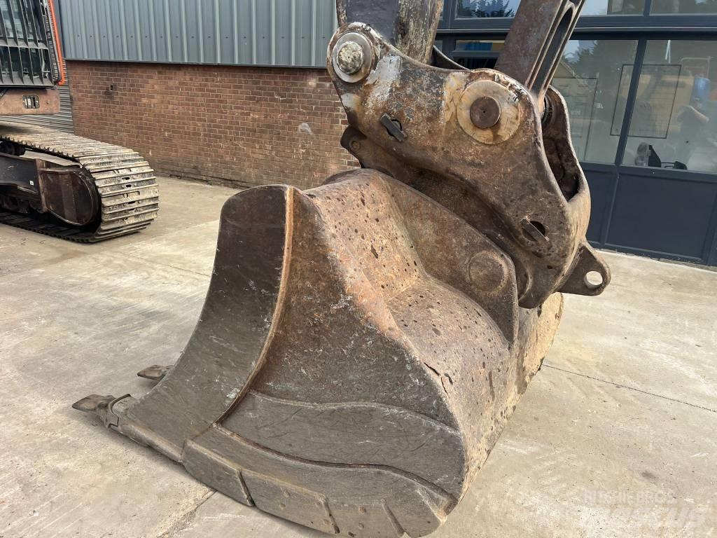 Volvo EC 380 EL Гусеничные экскаваторы