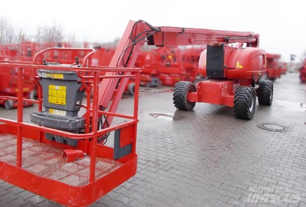 JLG 800 AJ Коленчатые подъемники