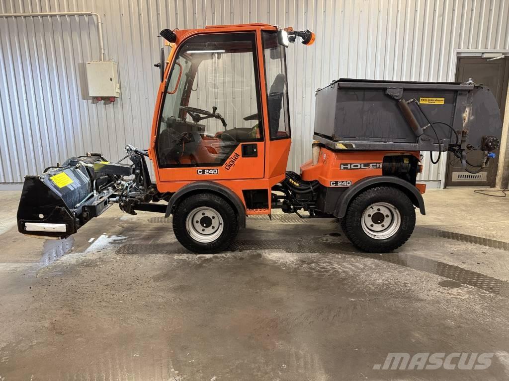 Holder C 240 Коммунальные машины