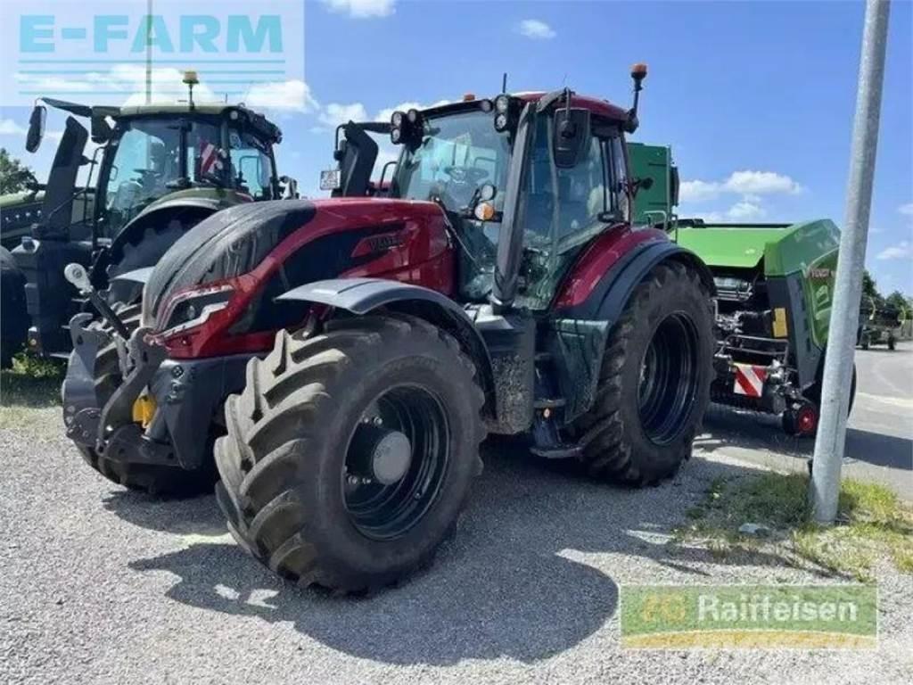Valtra t 235 Трактора