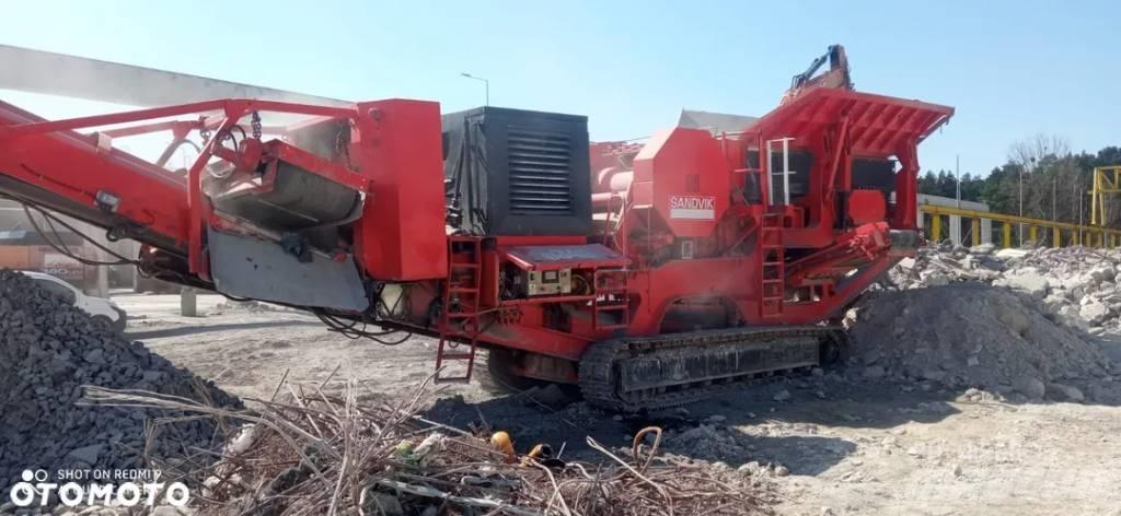 Sandvik QJ 330 Мобильные дробилки