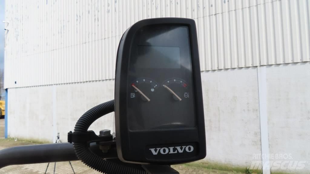 Volvo SD 45 B Грунтовые катки