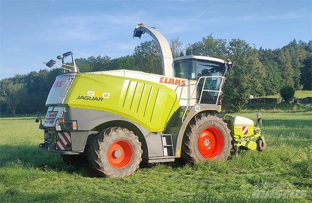 CLAAS Jaguar 940 A Самоходные кормоуборочные комбайны