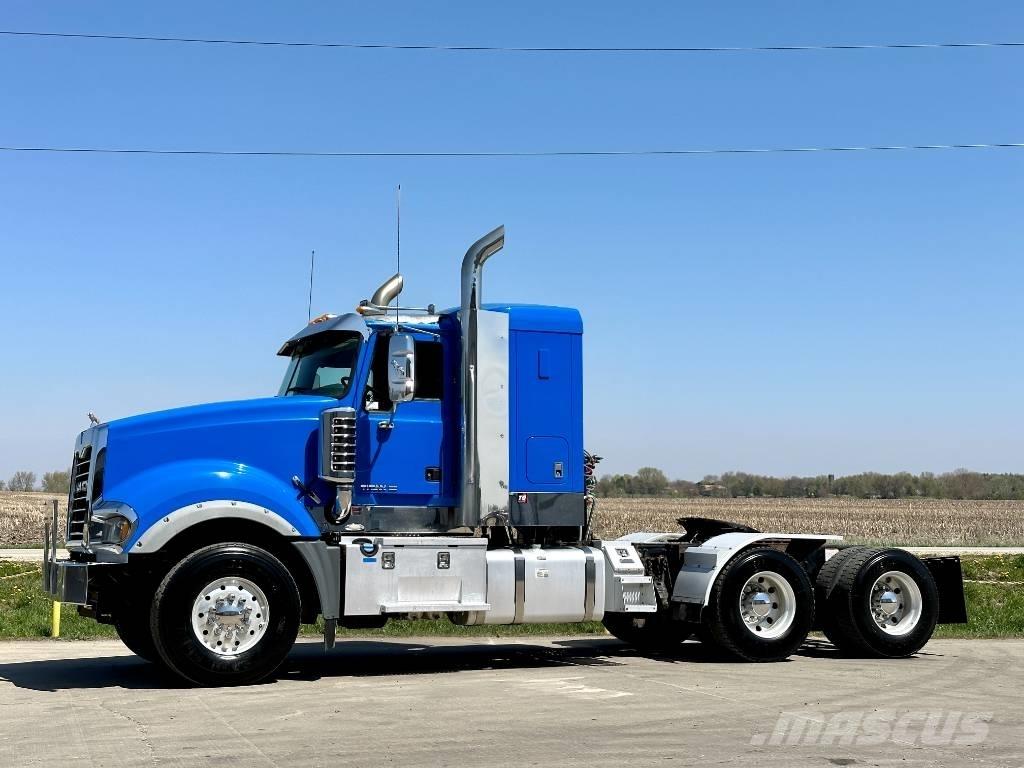 Mack Titan TD 713 Седельные тягачи