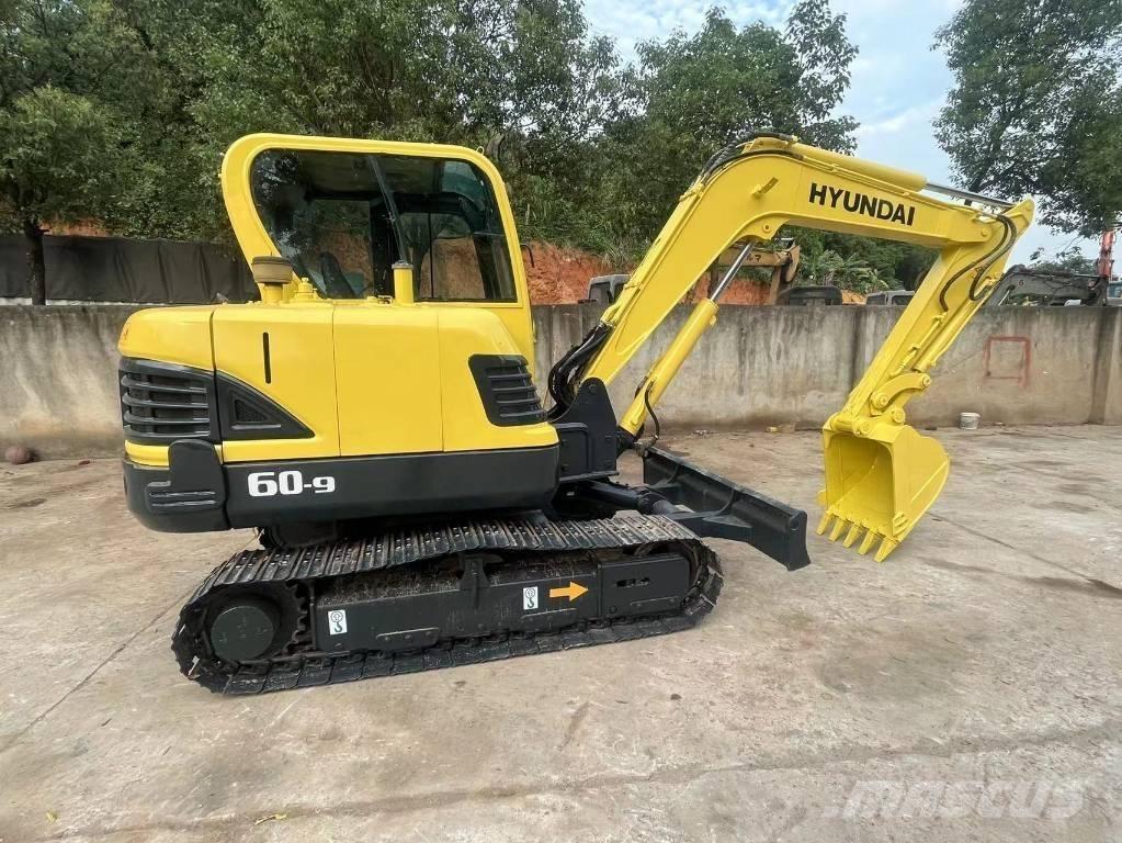 Hyundai R60-9 Гусеничные экскаваторы