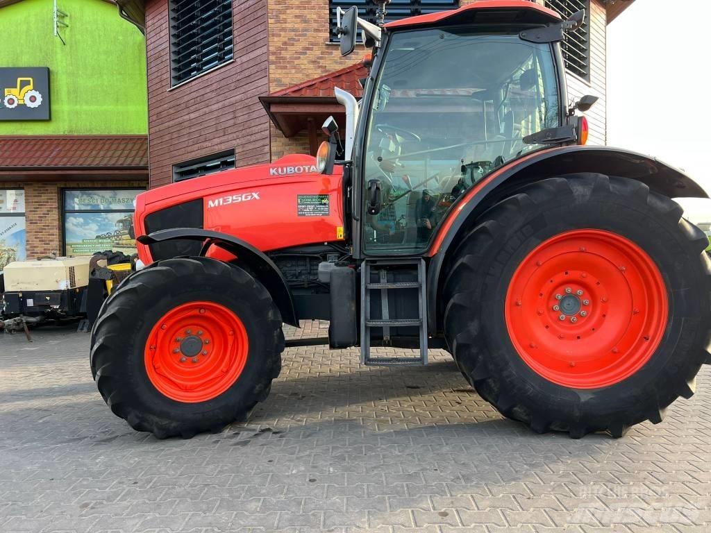 Kubota M 135 GX Трактора