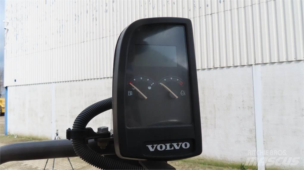 Volvo SD 45 B Грунтовые катки