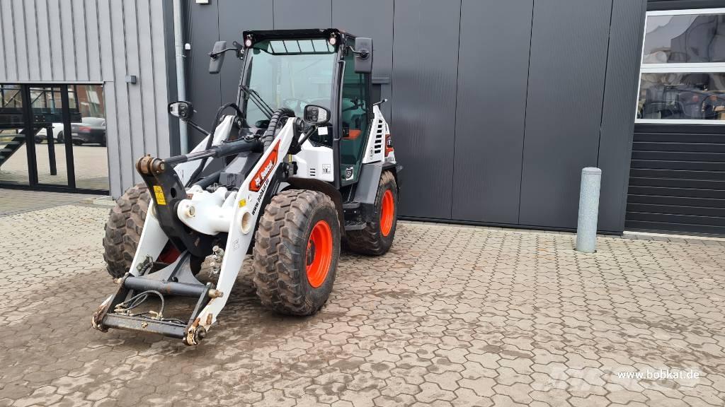 Bobcat L 75 Фронтальные погрузчики