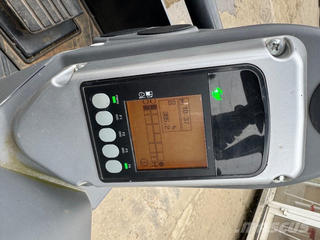 Yanmar SV17VT (01317) Мини-экскаваторы