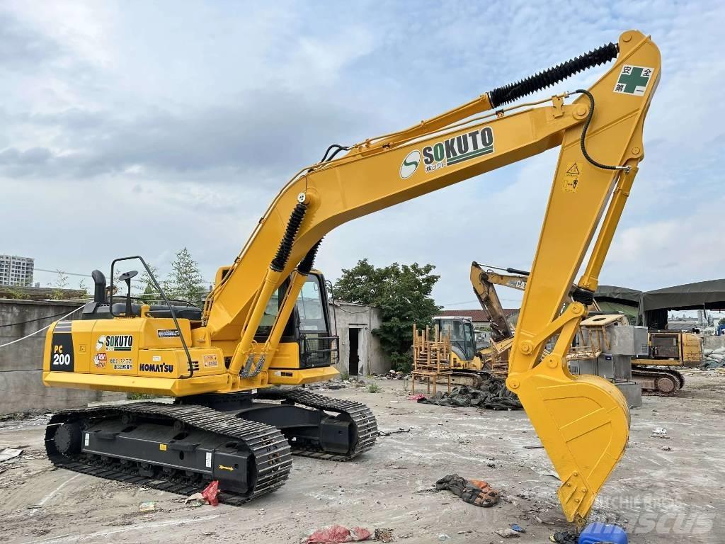 Komatsu PC 200-8 Гусеничные экскаваторы
