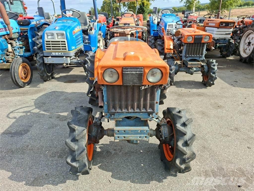 Kubota B 6000 4X4 Строительная техника - Другие