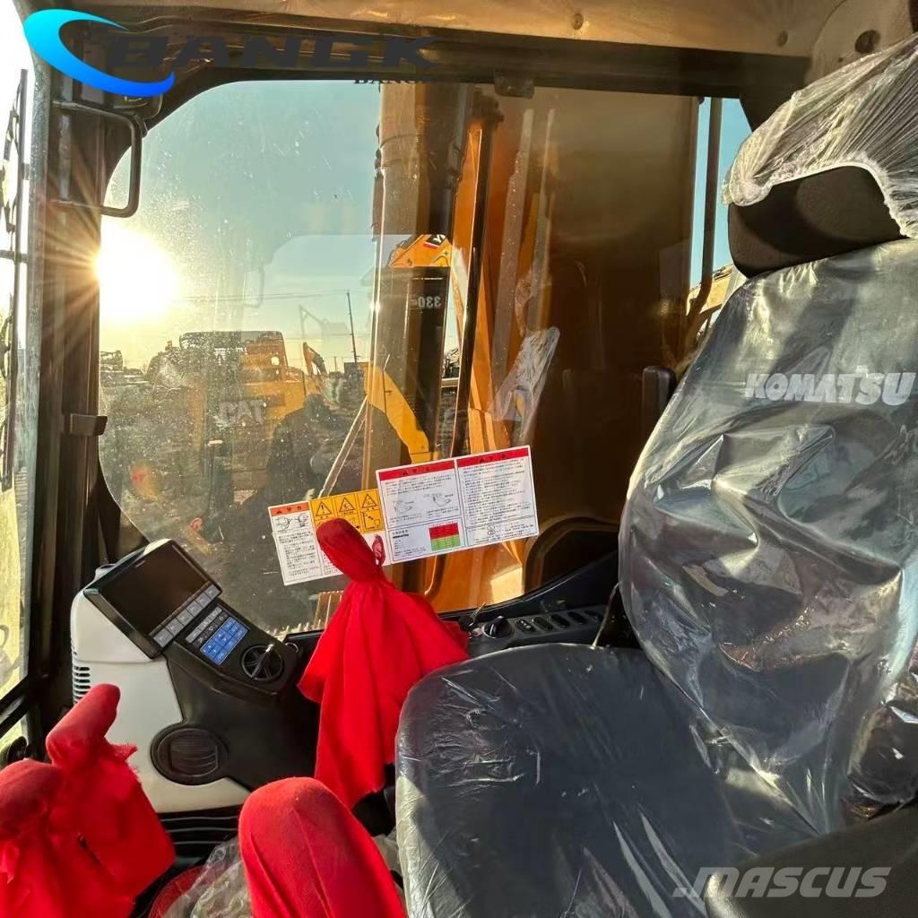 Komatsu PC 240 Гусеничные экскаваторы