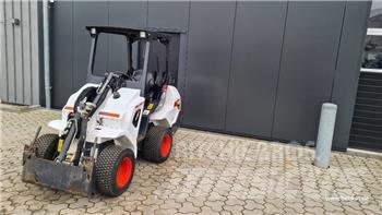 Bobcat L 28 Малые погрузчики