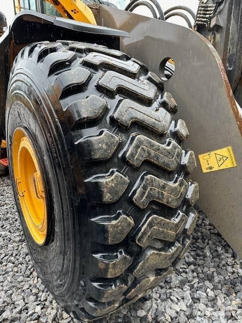 Volvo L 220 H Фронтальные погрузчики