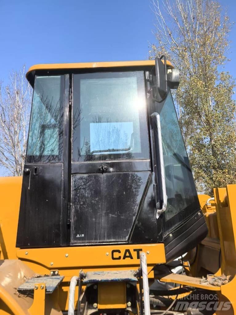 CAT 966H Фронтальные погрузчики