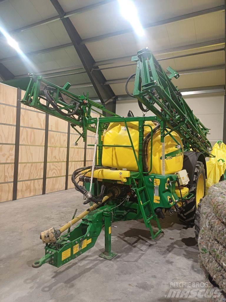 John Deere 740 i Прицепные опрыскиватели