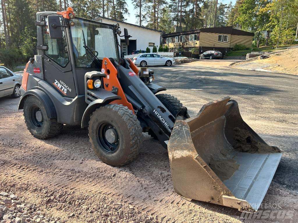 Hitachi ZW 75 Фронтальные погрузчики