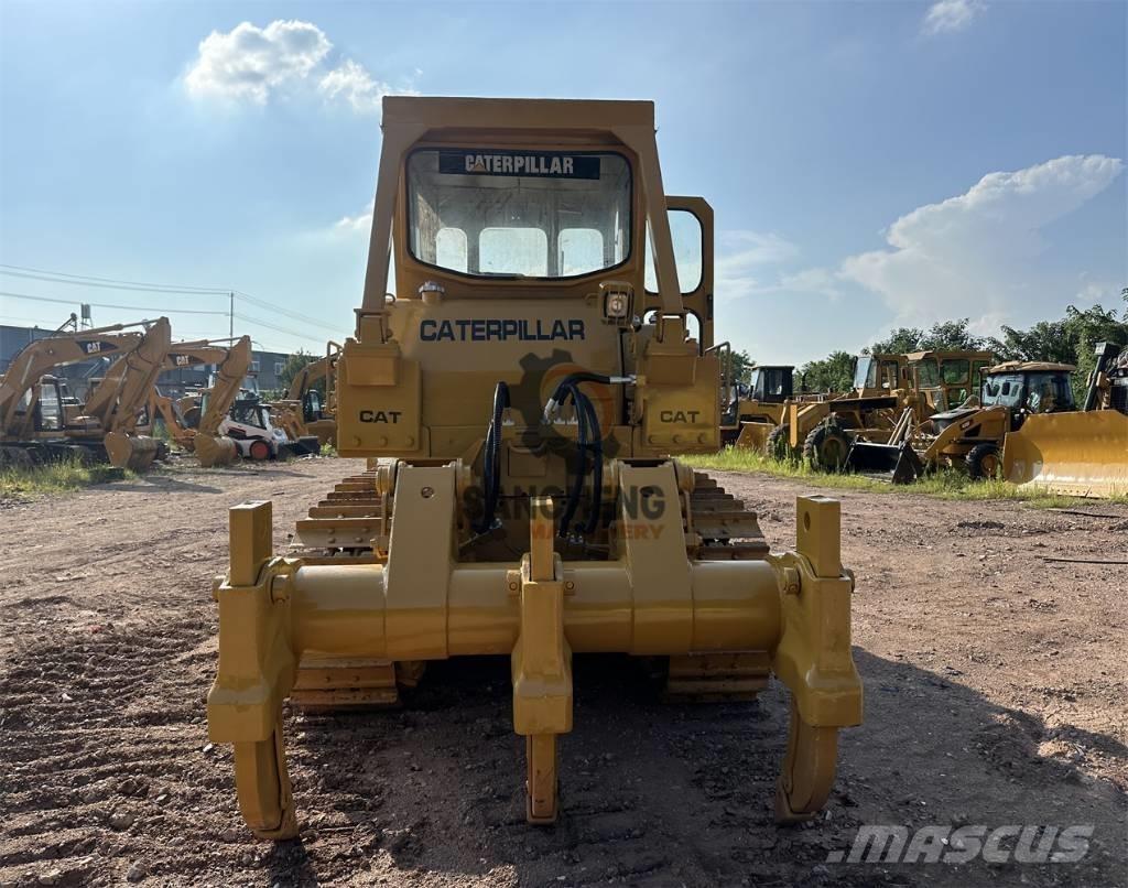 CAT D7G Гусеничные бульдозеры