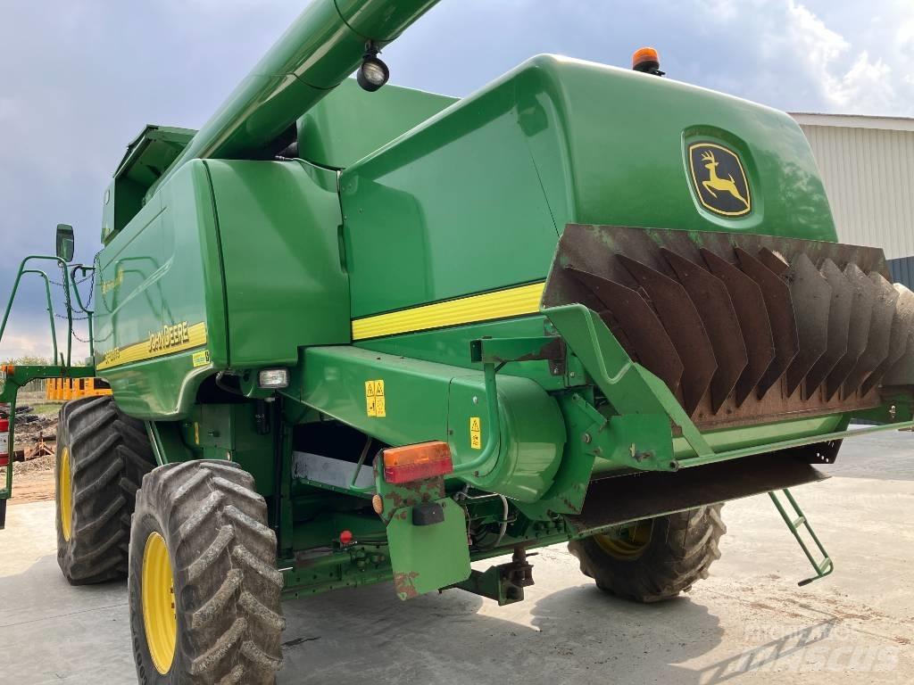 John Deere 9680 WTS Зерноуборочные комбайны