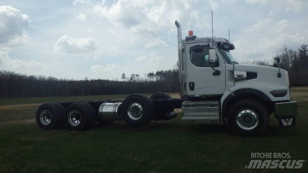 Western Star 49 X Шасси с кабиной