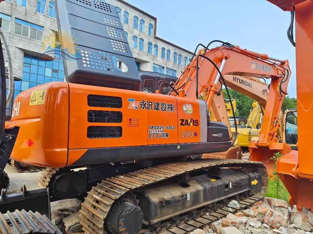 Hitachi ZX 200 Гусеничные экскаваторы