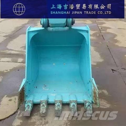 Kobelco SK 130 Гусеничные экскаваторы