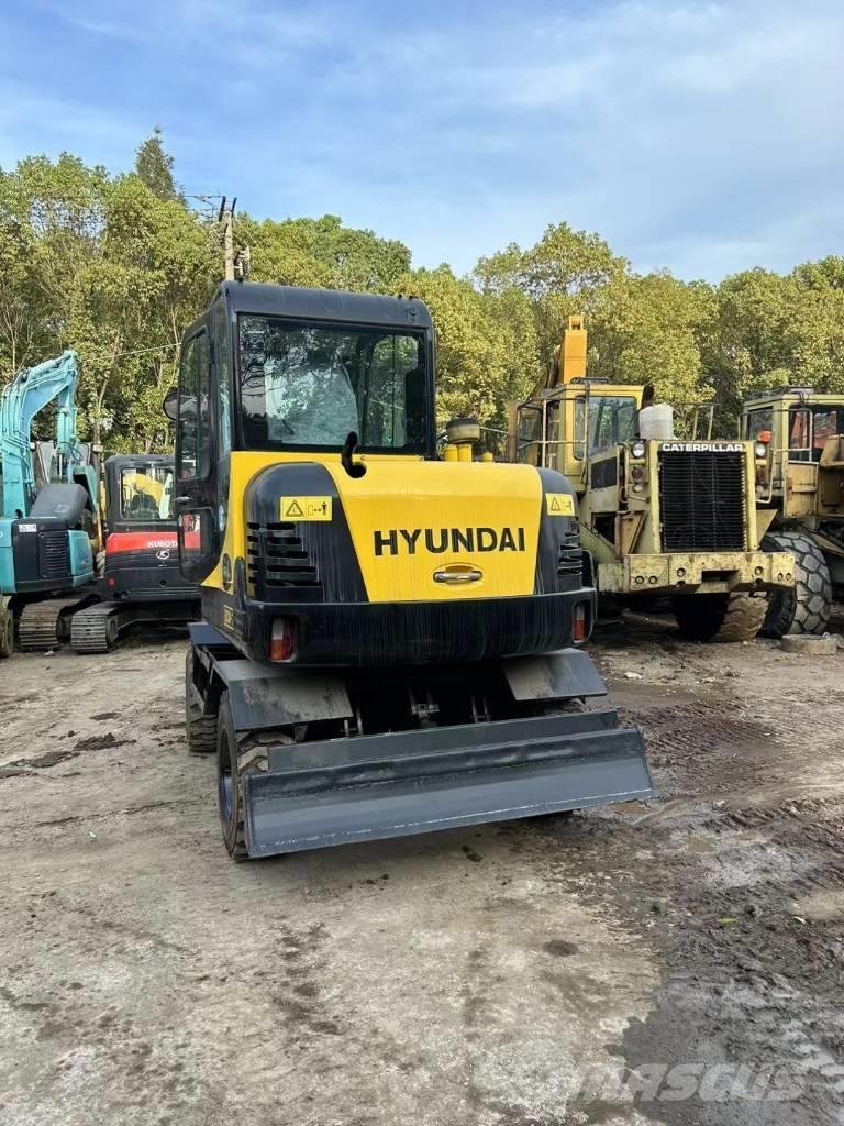 Hyundai 80W-9 Колёсные экскаваторы