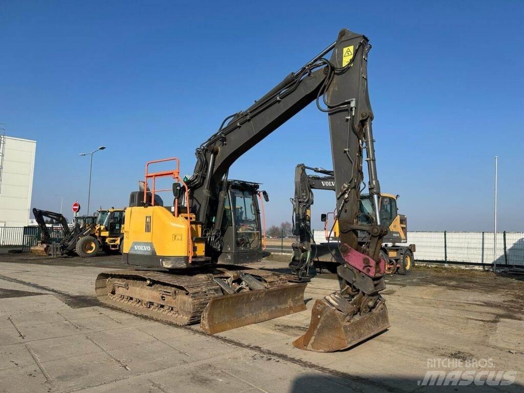 Volvo ECR145EL Гусеничные экскаваторы
