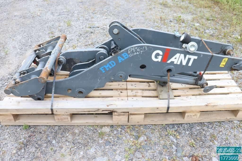 GiANT V 6004 T Малые погрузчики