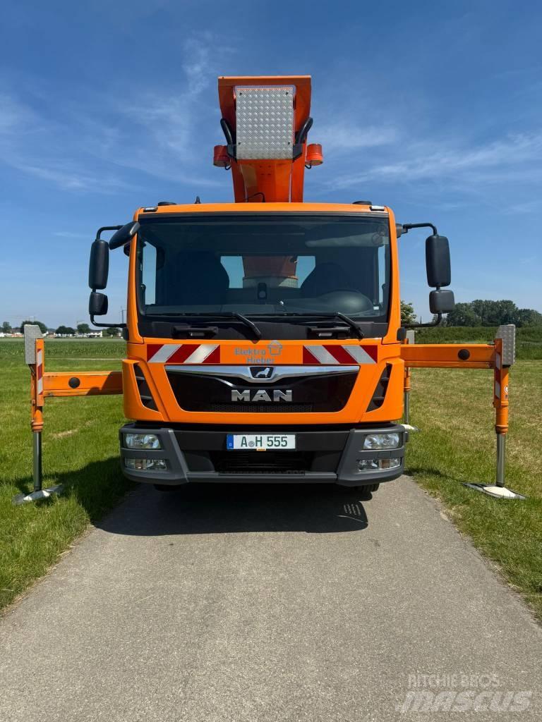 Palfinger P 300 KS Автовышки
