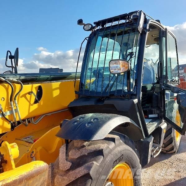 JCB 533-105 Телескопические погрузчики