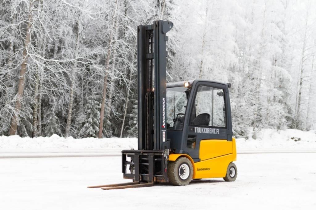 Jungheinrich EFG430 Электропогрузчики