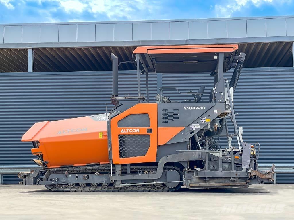 Volvo P7820C Асфальтоукладчики