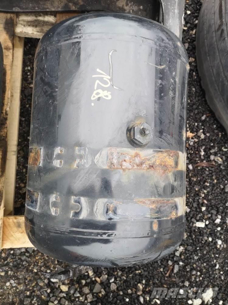  VZDUCHOJEM MAN TGL Коммерческий транспорт - Другие