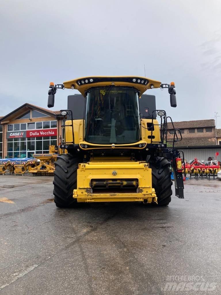 New Holland CR 8.90 Зерноуборочные комбайны