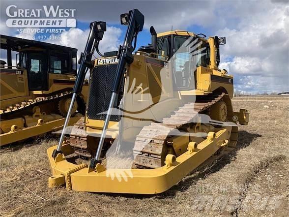 CAT D8T Гусеничные бульдозеры