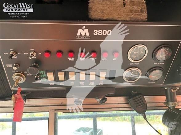Madill 3800 Лесопогрузчик