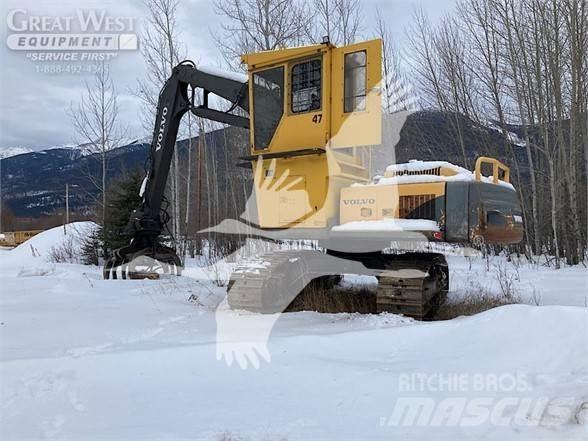 Volvo EC240BFX Лесопогрузчик