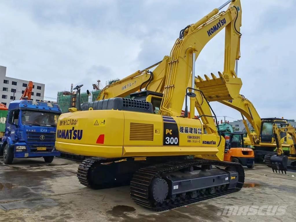 Komatsu PC 300-8 Гусеничные экскаваторы