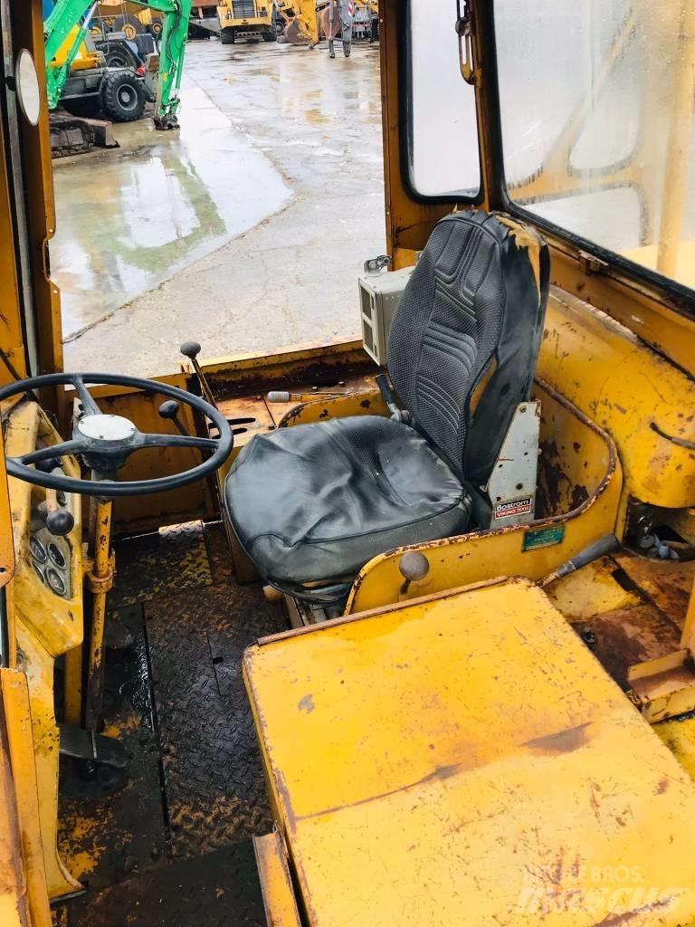 CAT 944 Фронтальные погрузчики