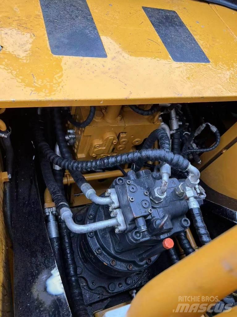 Sany SY 235 C Гусеничные экскаваторы
