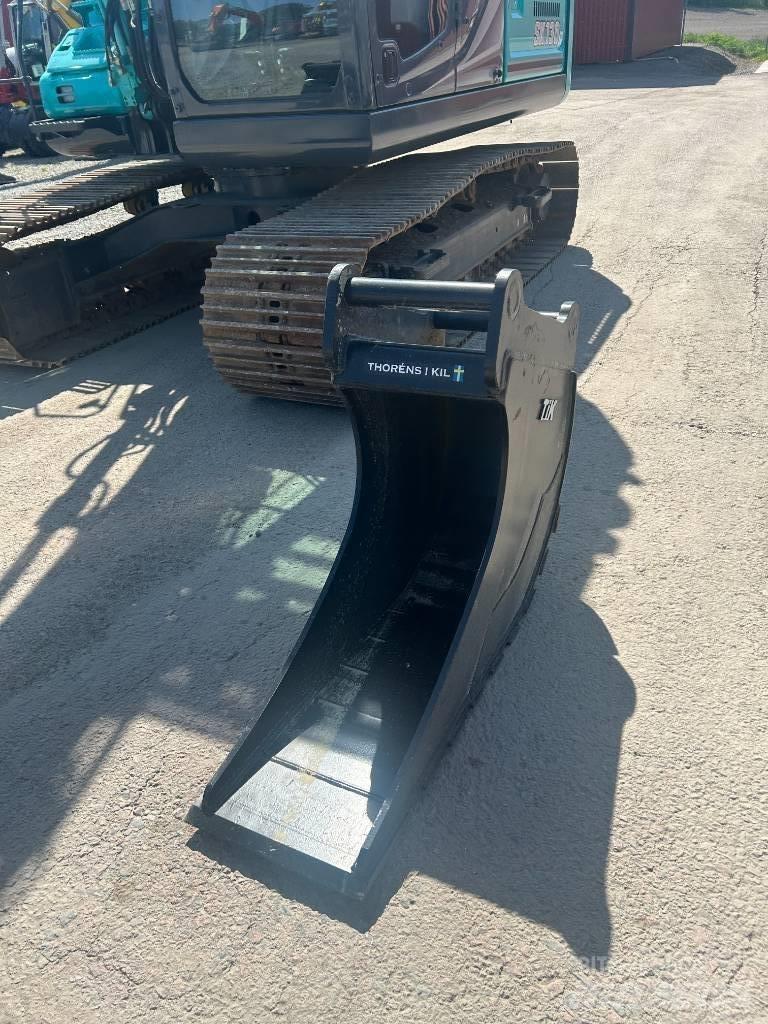 Kobelco SK130LC-11 Гусеничные экскаваторы