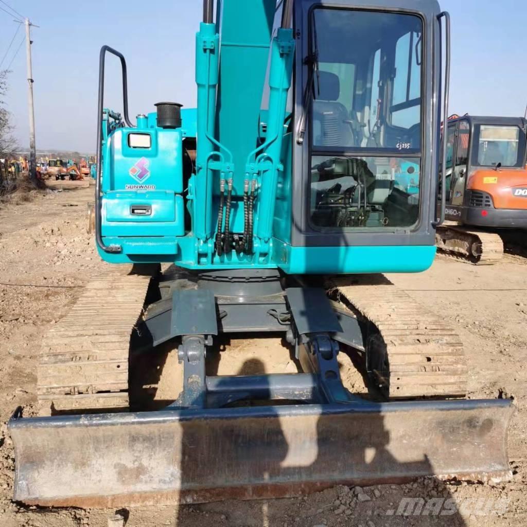 Sunward SWE90E Малые экскаваторы 7т-12т