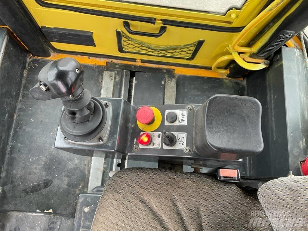 Bomag BW 170 AD Катки тротуарные