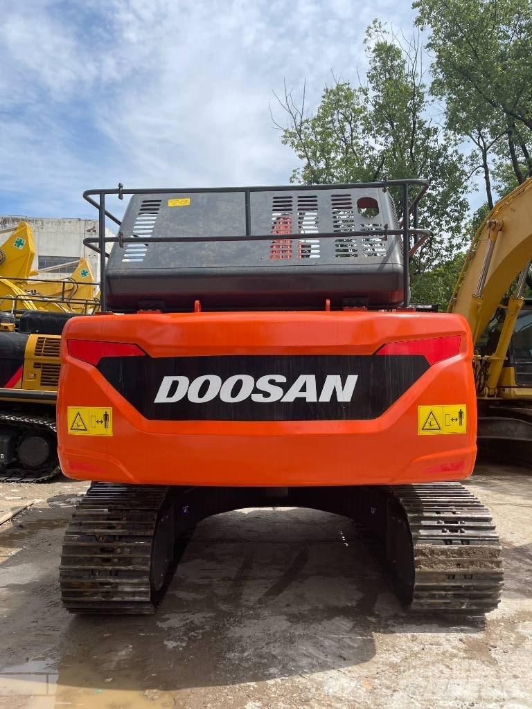 Doosan DX 225 Малые экскаваторы 7т-12т