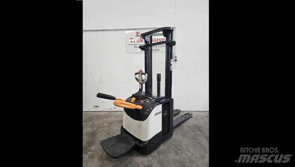 Crown ETi 4000 1.6 Самоходные электроштабелёры