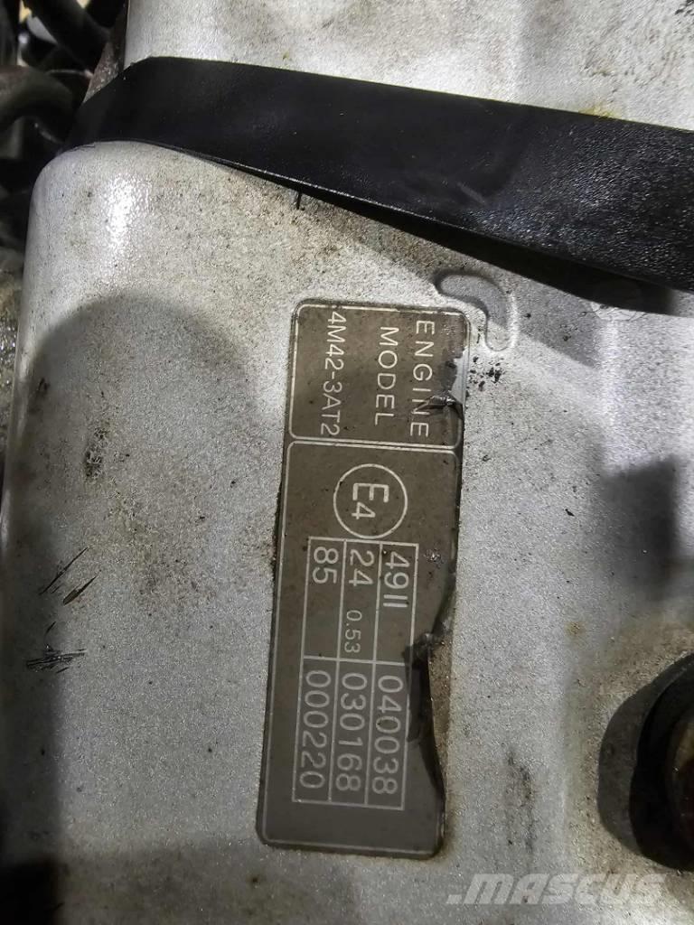 Mitsubishi 4M42-3AT2 Двигатели