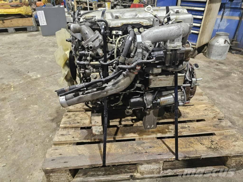 Mitsubishi 4M42-3AT2 Двигатели