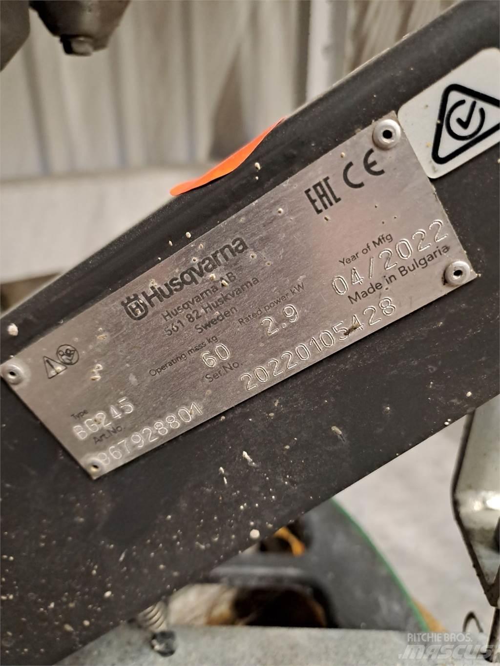 Husqvarna BG245 Виброплиты и вибротрамбовки
