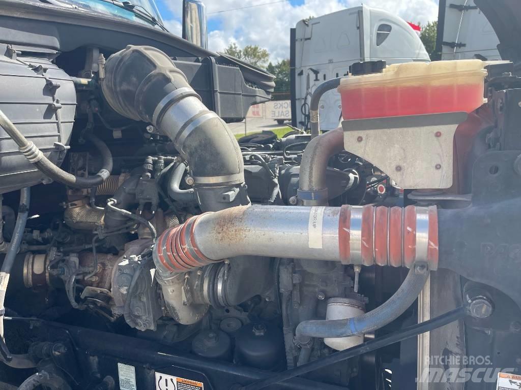 Peterbilt 567 Седельные тягачи
